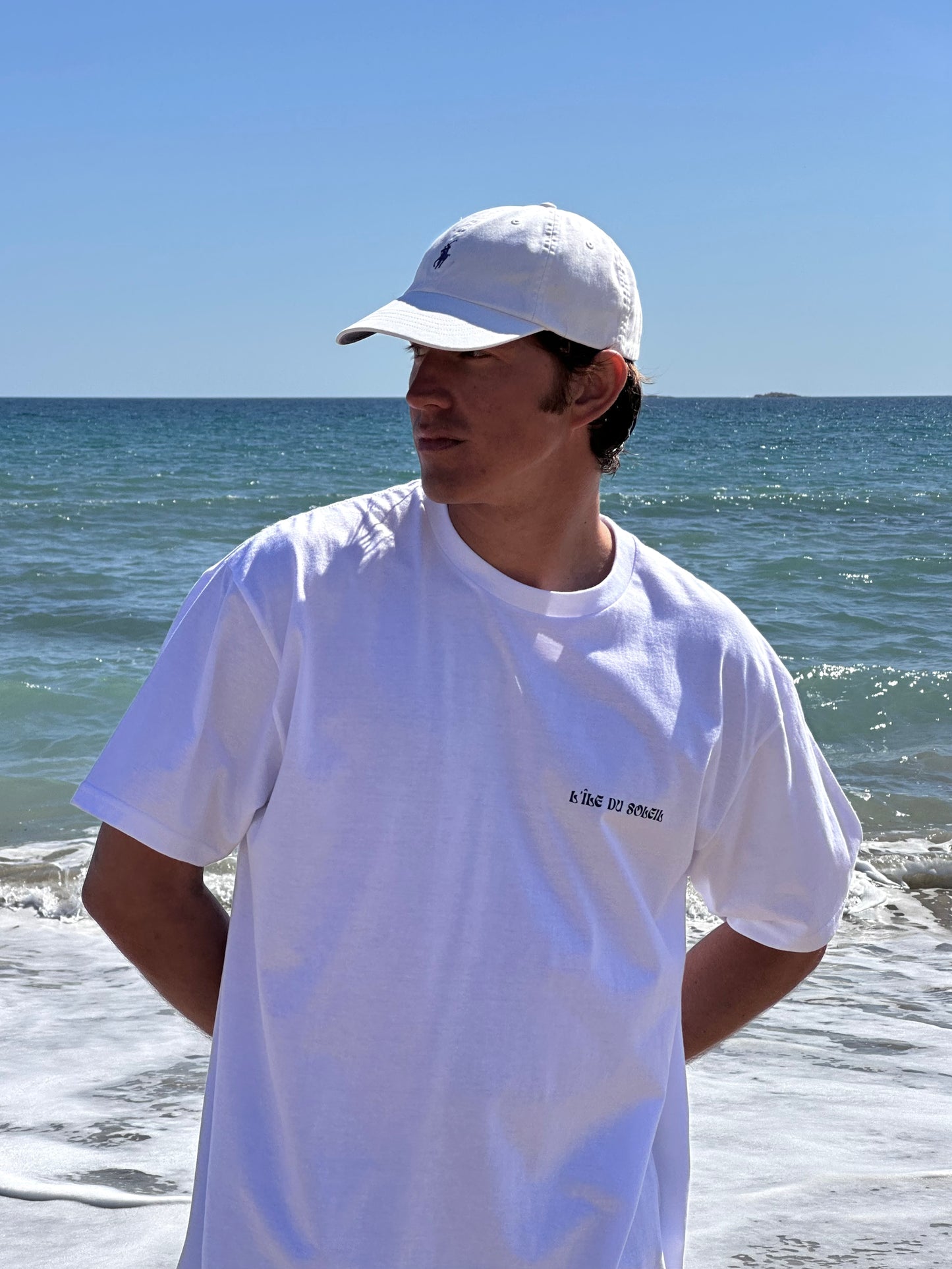 "l'île du Soleil" T-Shirt