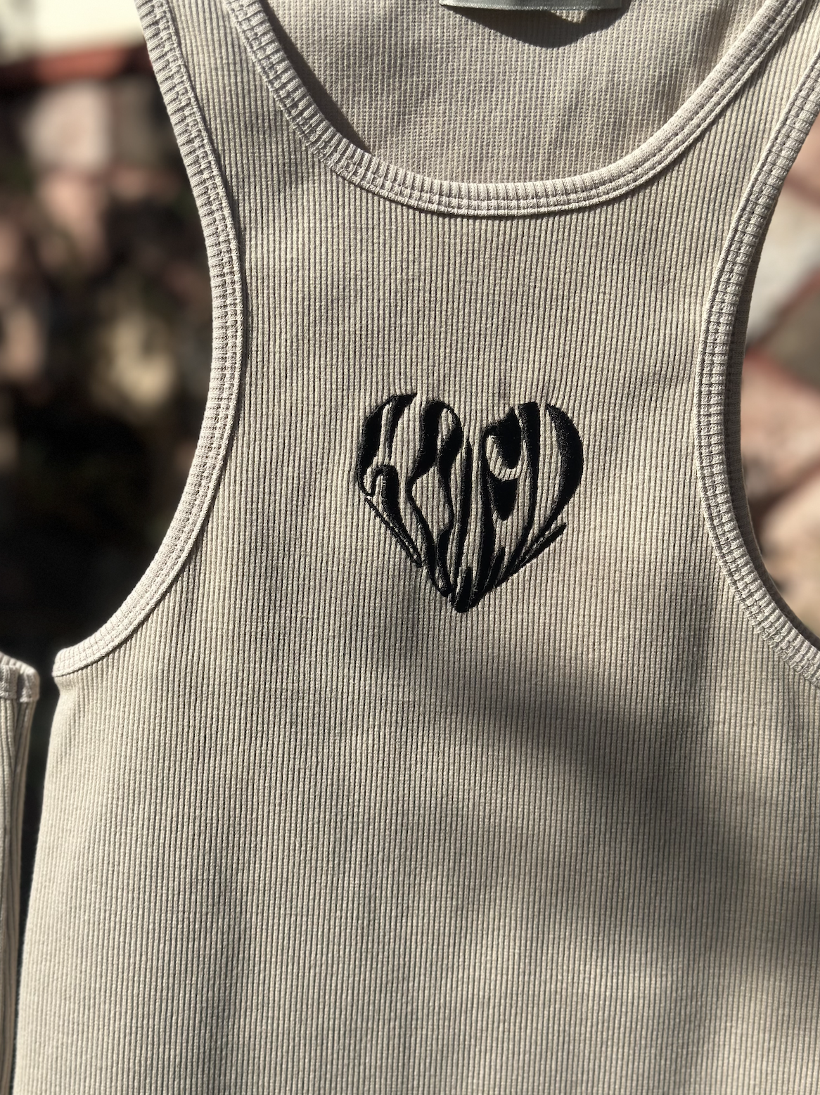 "Le petit coeur" Tank Top | Cream